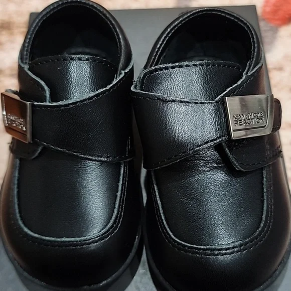 NWT Kenneth Cole baby boy shoes with box - Picture 3 of 11